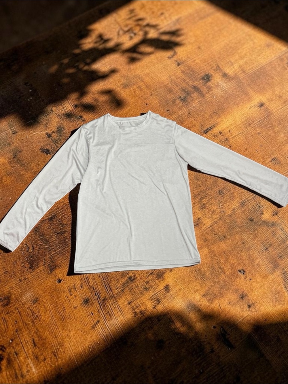 Women’s Long Sleeve Crew Neck Top - White or light grey